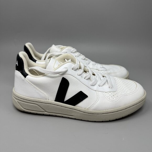 Veja V-10 Womens Size 7 White Black Athletic Leather Walking Shoes Sneakers